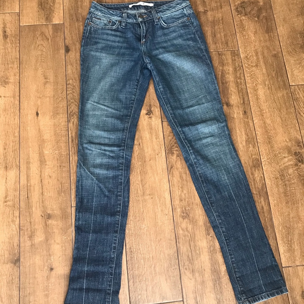 LIKE NEW!! Joe’s Jeans Skinny Visionaire fit. 24”